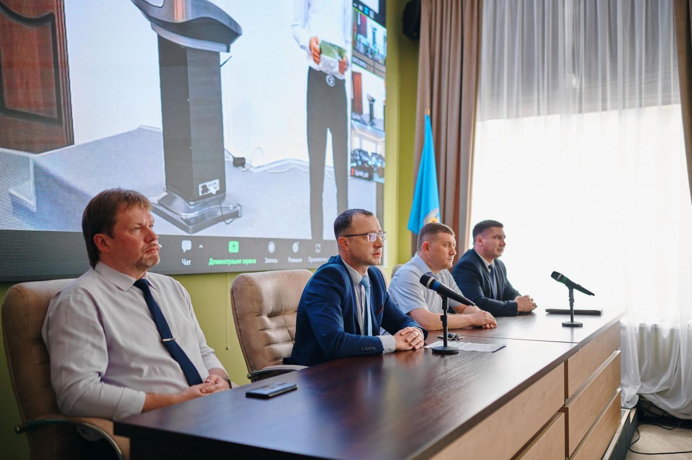Торжественное вручение дипломов выпускникам совместных образовательных программ БНТУ и КИЭИ
